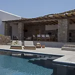 Βίλα Amra - Secluded Mykonos Haven With Sea Views, Heated Pool, Gym & Hammam *