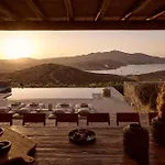 Amra - Secluded Mykonos Haven With Sea Views, Heated Pool, Gym & Hammam Βίλα Φτελιά