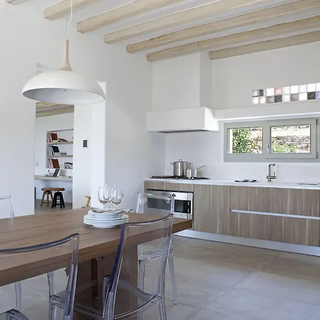 Villa Amra - Secluded Mykonos Haven With Sea Views, Heated Pool, Gym & Hammam Ftelia (Mykonos)