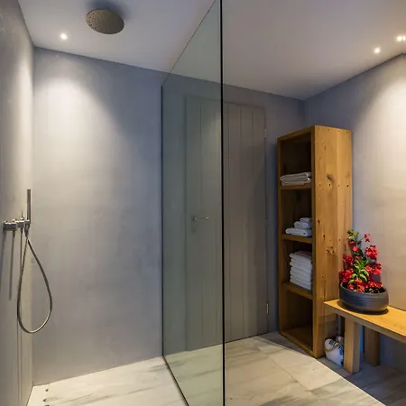 Villa Amra - Secluded Mykonos Haven With Sea Views, Heated Pool, Gym & Hammam Ftelia (Mykonos)