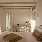 Amra - Secluded Mykonos Haven With Sea Views, Heated Pool, Gym & Hammam Ftelia (Mykonos)