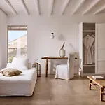 Villa Amra - Secluded Mykonos Haven With Sea Views, Heated Pool, Gym & Hammam Ftelia (Mykonos)