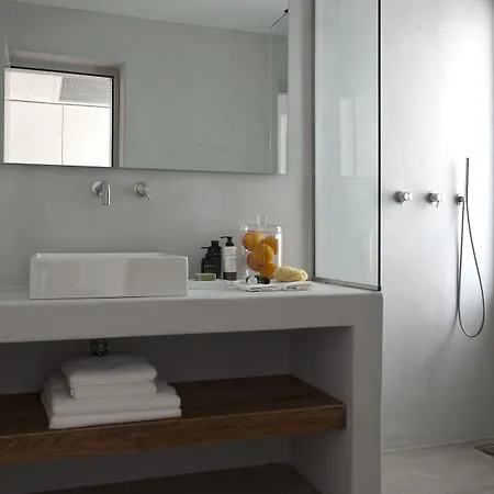 Amra - Secluded Mykonos Haven With Sea Views, Heated Pool, Gym & Hammam *