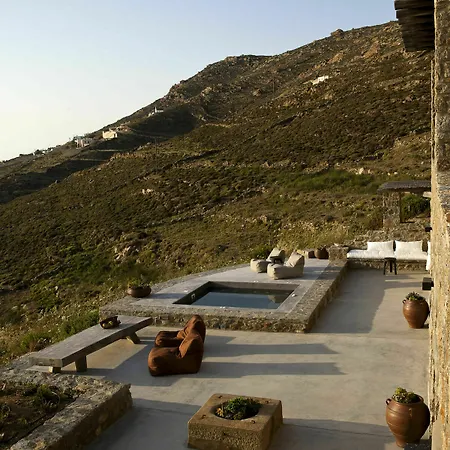 Villa Amra - Secluded Mykonos Haven With Sea Views, Heated Pool, Gym & Hammam *