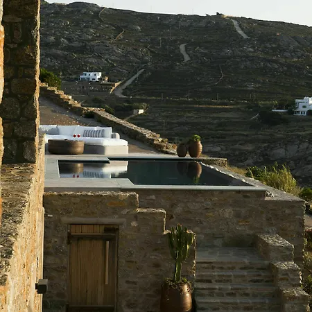 Amra - Secluded Mykonos Haven With Sea Views, Heated Pool, Gym & Hammam Ftelia (Mykonos)