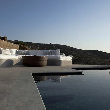 Amra - Secluded Mykonos Haven With Sea Views, Heated Pool, Gym & Hammam *