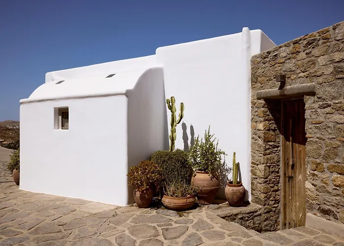 Amra - Secluded Mykonos Haven With Sea Views, Heated Pool, Gym & Hammam Ftelia (Mykonos)