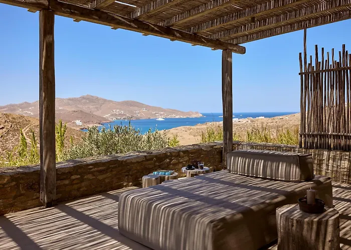 Amra - Secluded Mykonos Haven With Sea Views, Heated Pool, Gym & Hammam Ftelia (Mykonos)
