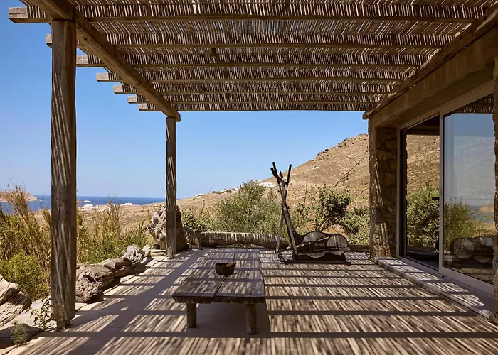 Amra - Secluded Mykonos Haven With Sea Views, Heated Pool, Gym & Hammam *