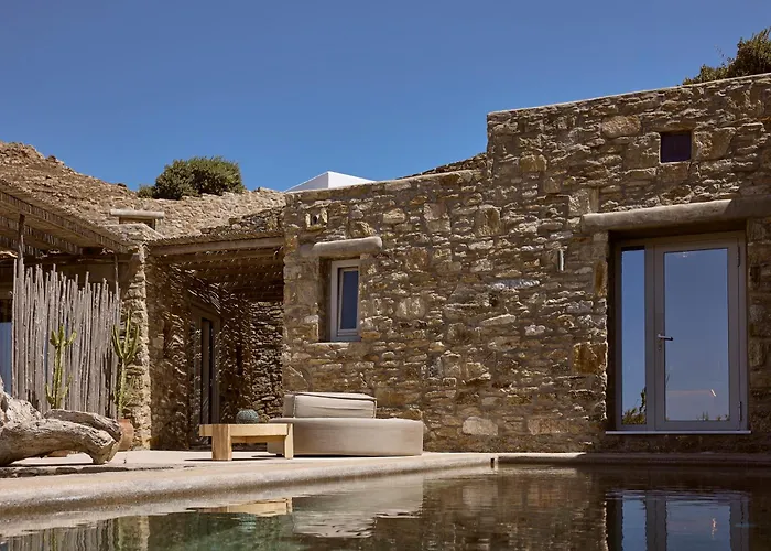 Villa Amra - Secluded Mykonos Haven With Sea Views, Heated Pool, Gym & Hammam Ftelia (Mykonos)