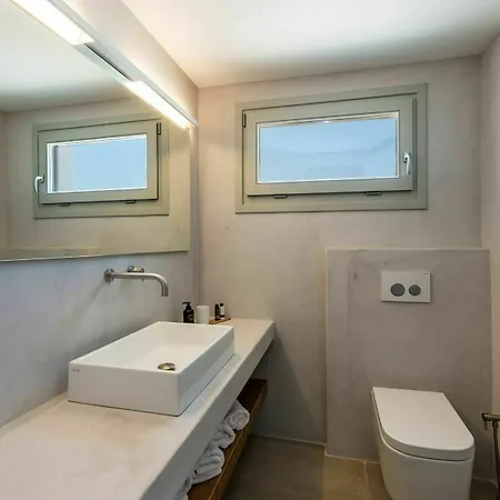 Villa Amra - Secluded Mykonos Haven With Sea Views, Heated Pool, Gym & Hammam *