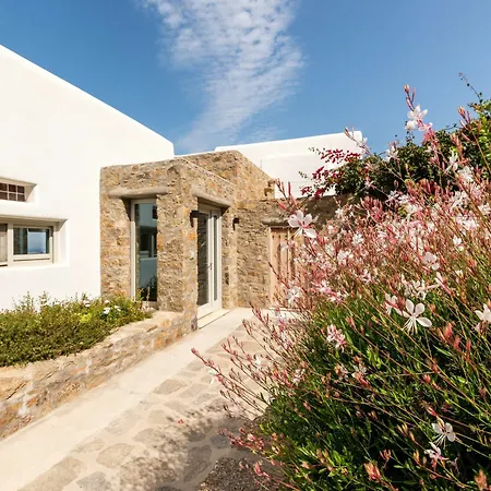 Villa Amra - Secluded Mykonos Haven With Sea Views, Heated Pool, Gym & Hammam Ftelia (Mykonos)