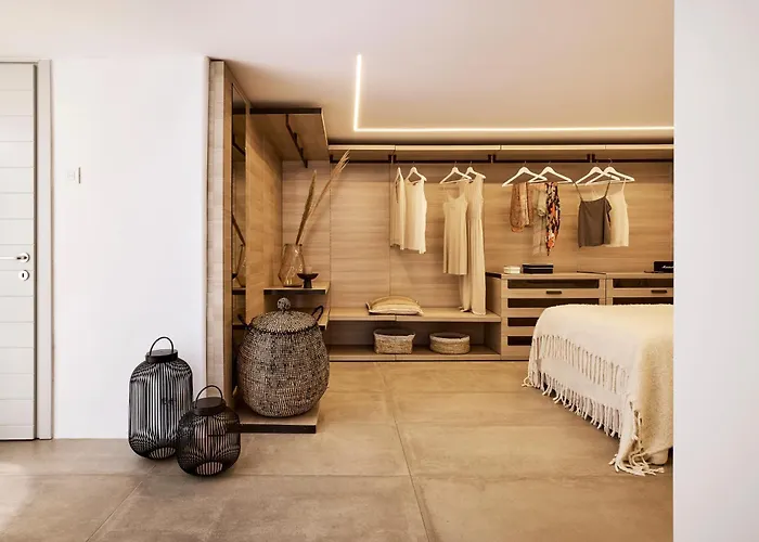 Amra - Secluded Mykonos Haven With Sea Views, Heated Pool, Gym & Hammam *